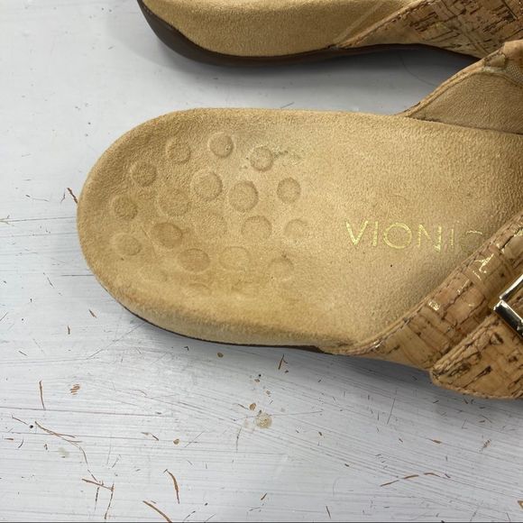 VIONIC Dorie Slide Sandals Gold Cork Buckle Women's 10 - Picture 10 of 12